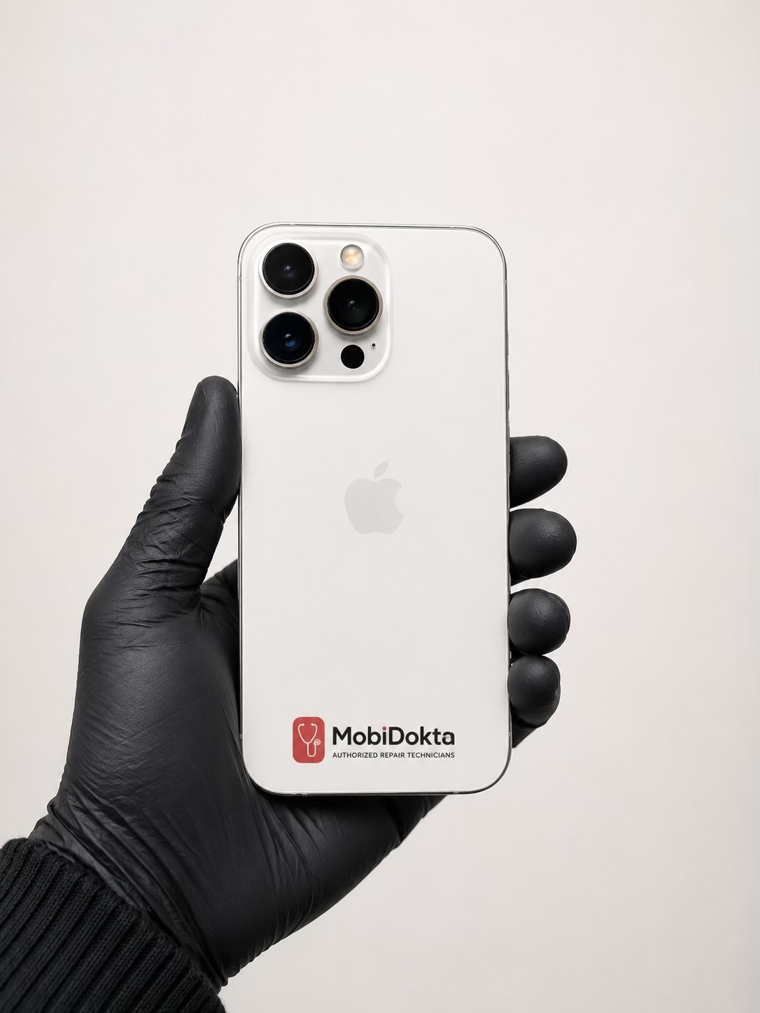 iPhone 14 Pro Max back glass replacement at MobiDokta Pretoria — laser separation, factory ceramic panel